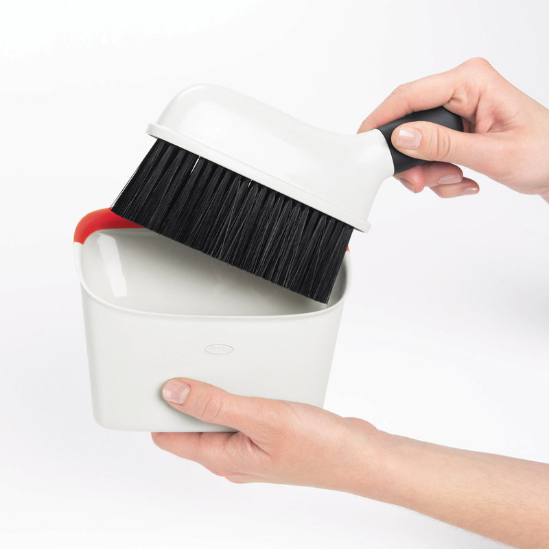 OXO - Compact Dustpan and Brush Set