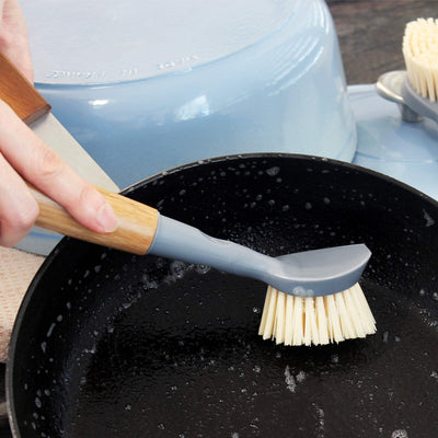 White Magic - Eco Basics Replaceable Dish Brush