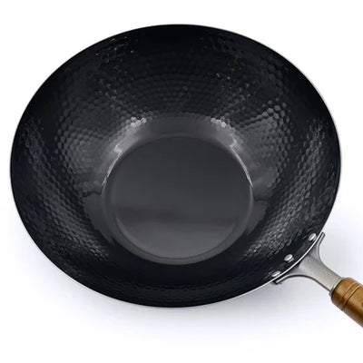 Summit Iron Hammered Beijing Flat-Bottom Wok Pan "Made in Japan"