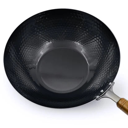 Summit Iron Hammered Beijing Flat-Bottom Wok Pan "Made in Japan"